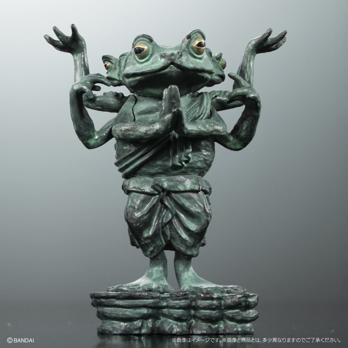 BANDAI 旗下高度藝術性轉蛋《ART IN GASHAPON》青蛙彌勒菩薩×青蛙