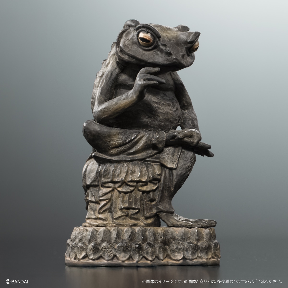BANDAI 旗下高度藝術性轉蛋《ART IN GASHAPON》青蛙彌勒菩薩×青蛙