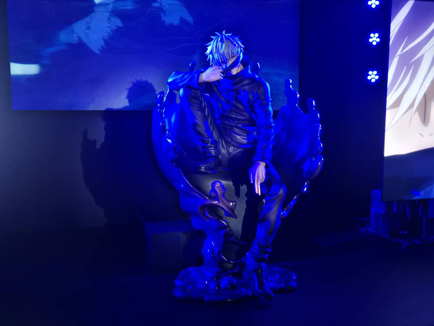 咒術迴戰展《劇場版 咒術迴戰 0》五條悟 1:1 等身模型特寫