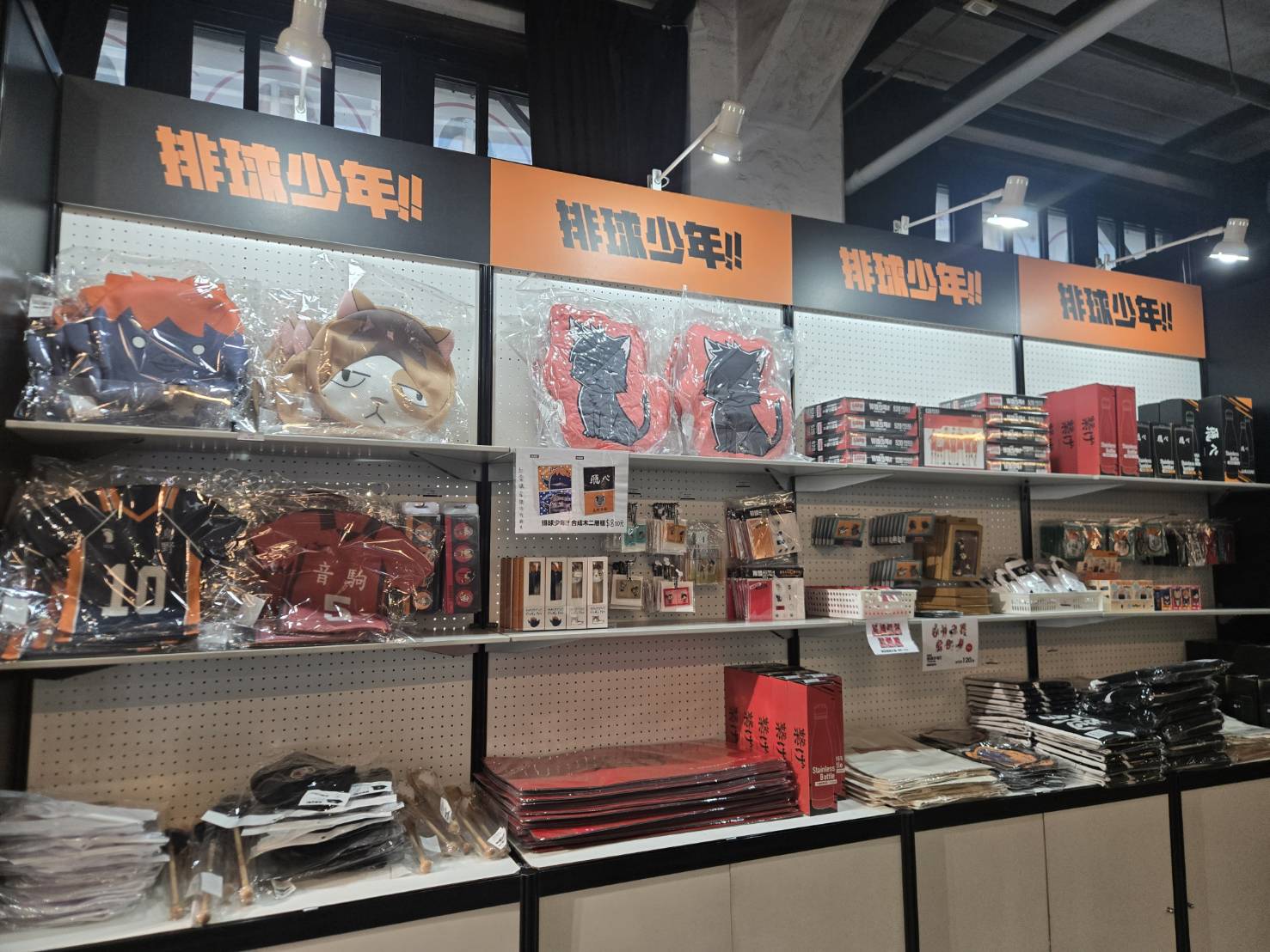 「Ani-One 玩轉動漫遊」松菸快閃店 排少商品區