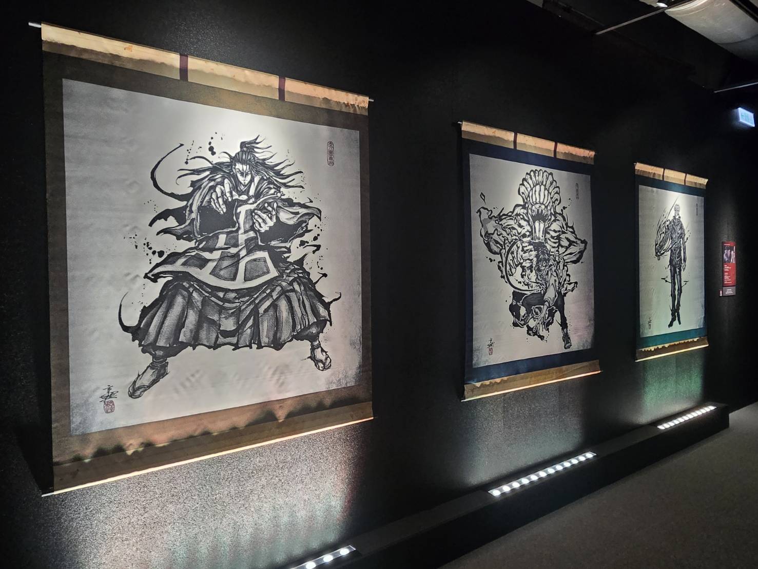咒術迴戰展《劇場版 咒術迴戰 0》武人畫風格 夏油傑、里香