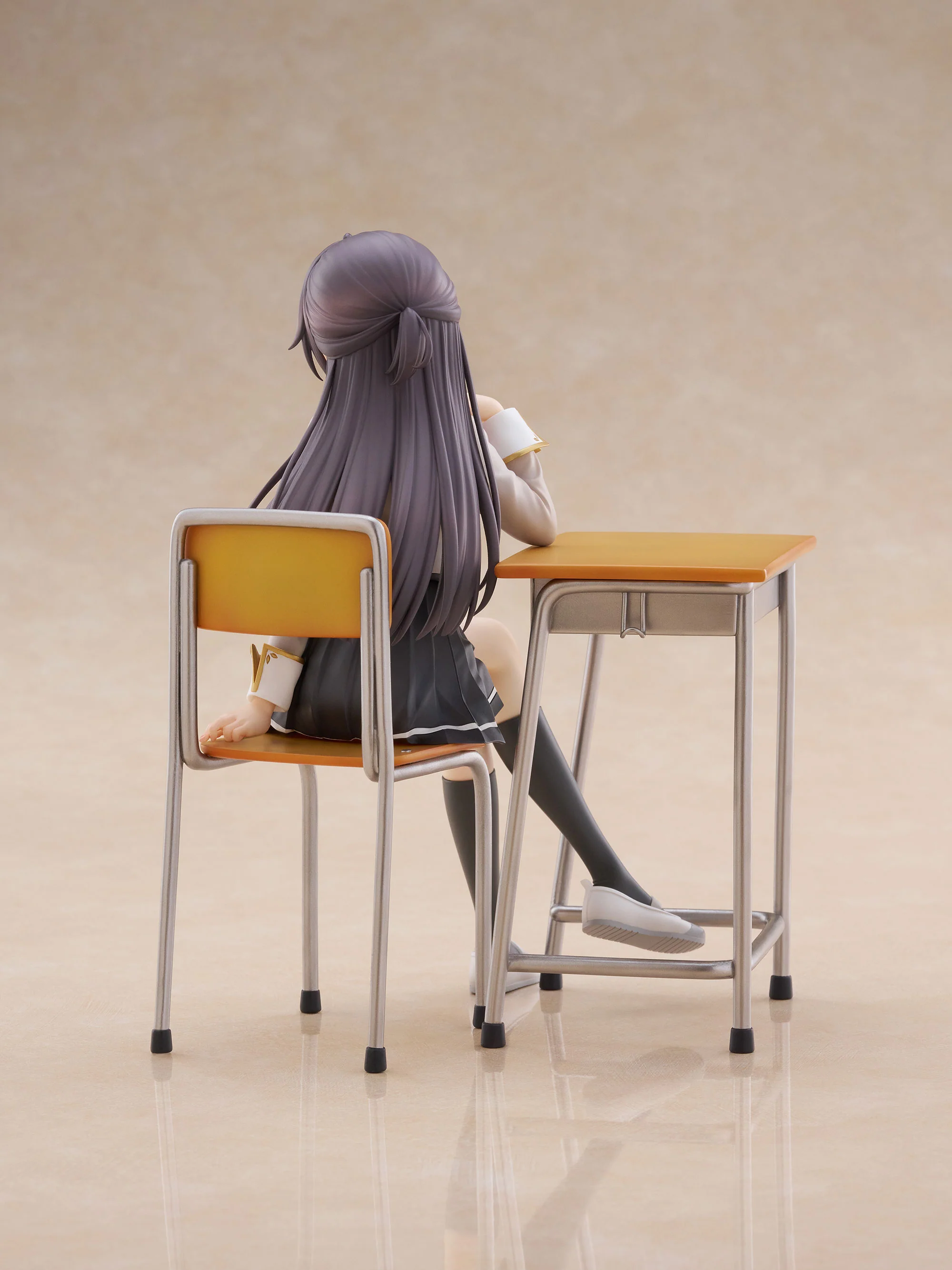 不時輕聲地以俄語遮羞的鄰座艾莉同學 周防有希模型公仔