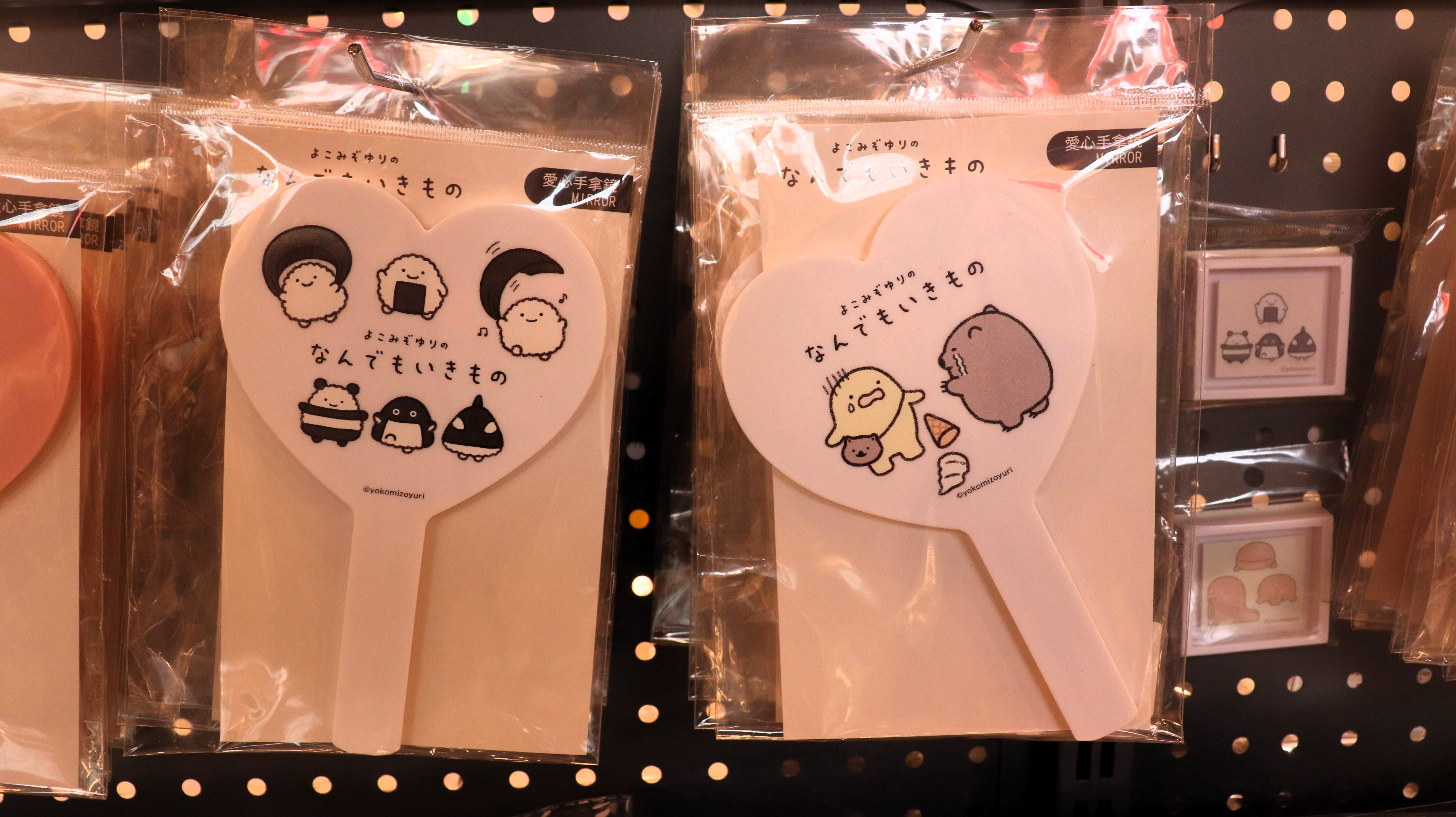 《朗萌綺盟》誠品南西快閃店 愛心手持鏡