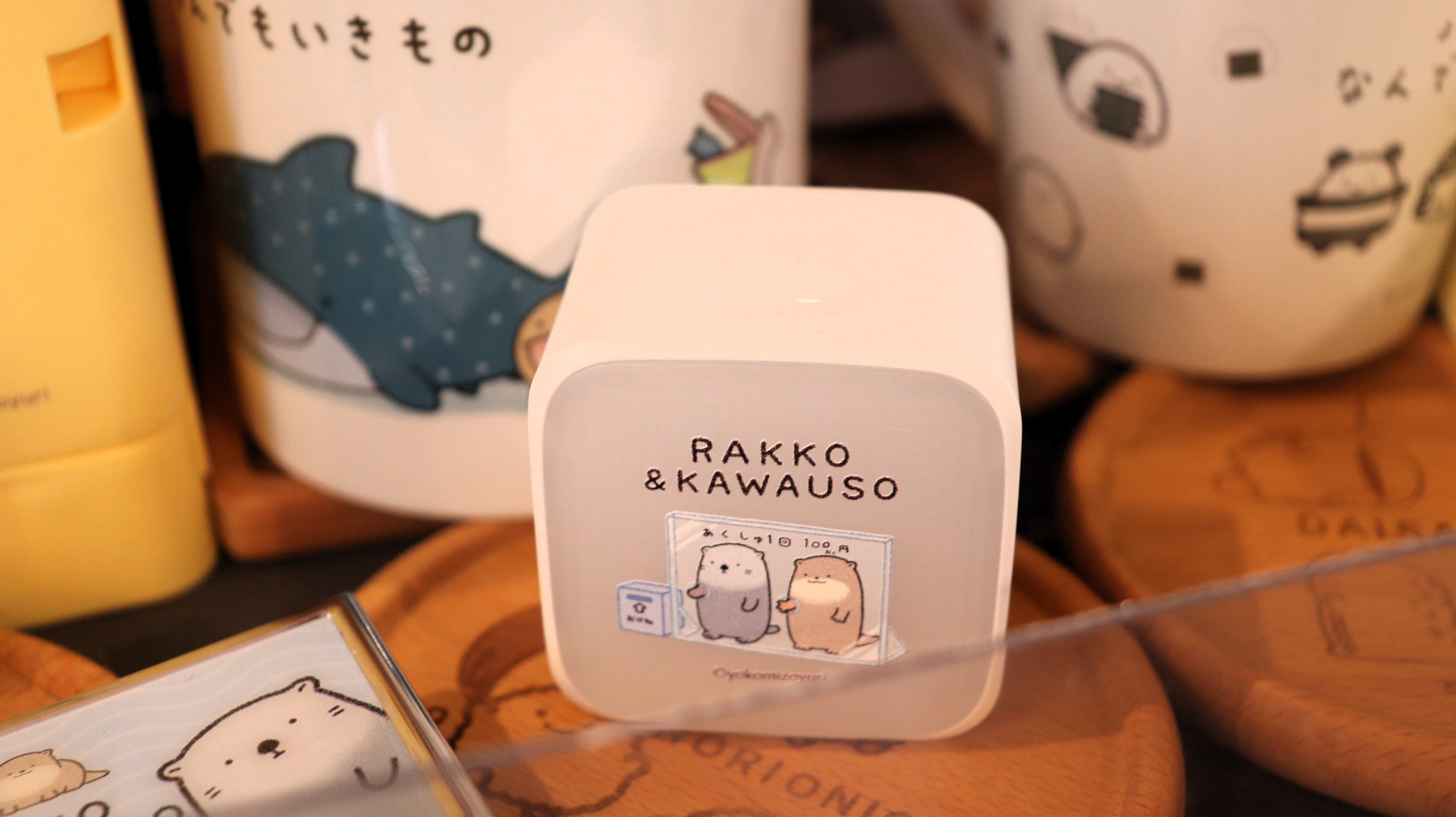 《朗萌綺盟》誠品南西快閃店 發光旅充
