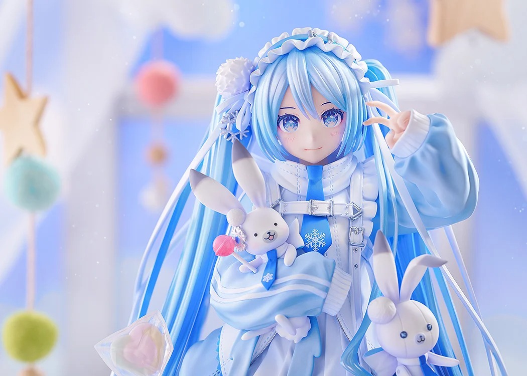 《SNOW MIKU 雪初音》10 週年紀念登場!Good Smile Company 推出「Yukiiro Pop Ver.」1/7 比例模型,夢幻冬季主題正式開放預約