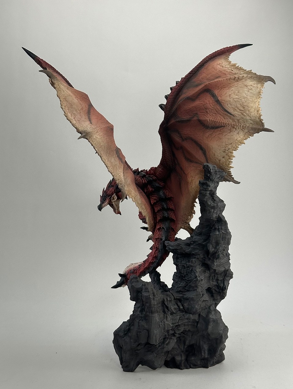 《Monster Hunter魔物獵人》雄火龍雕像 Ver.2.0 模型收藏登場！