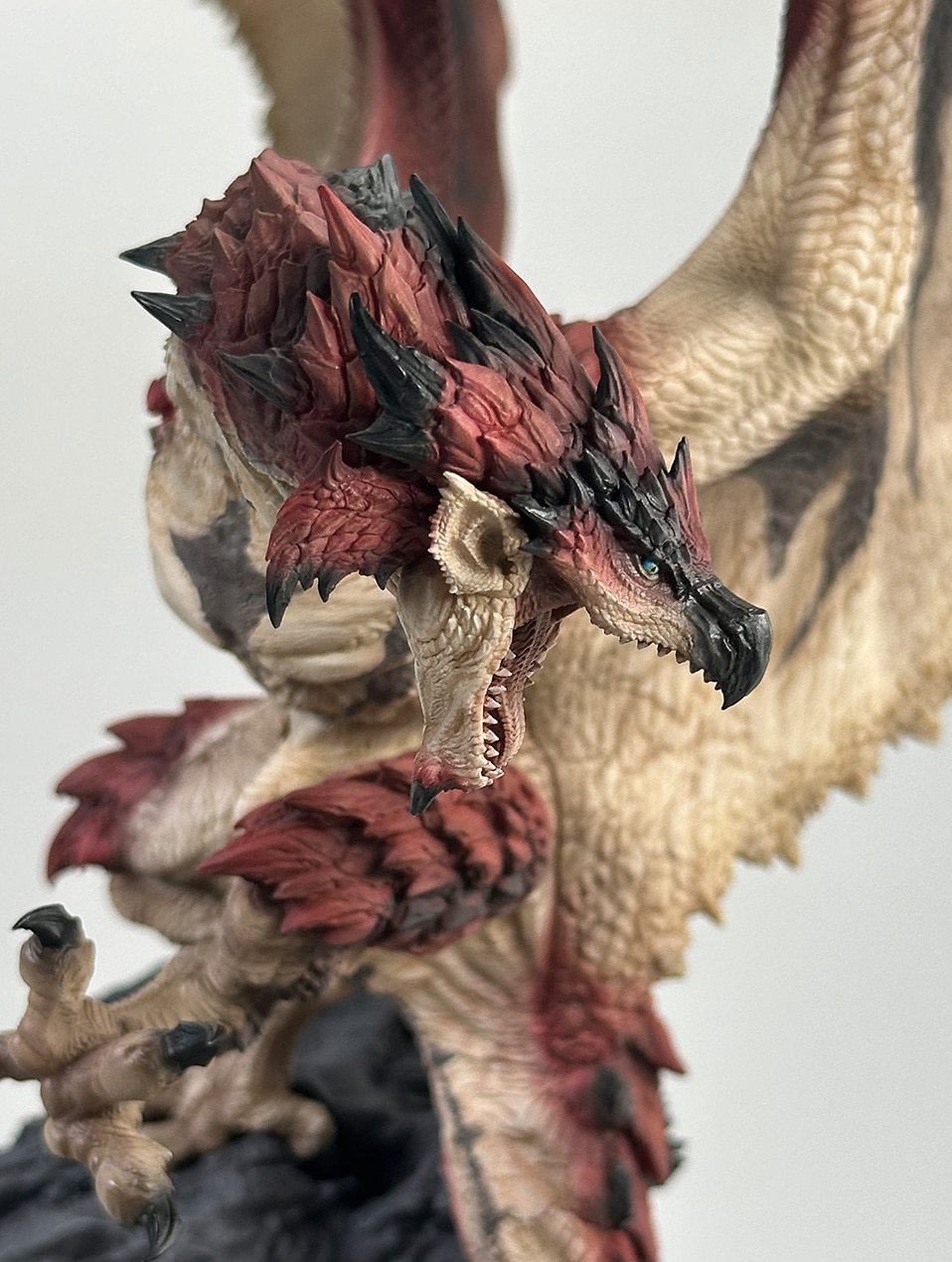 《Monster Hunter魔物獵人》雄火龍雕像 Ver.2.0 模型登場！CFB Creator’s Model 重現「天空王者」超霸氣姿態