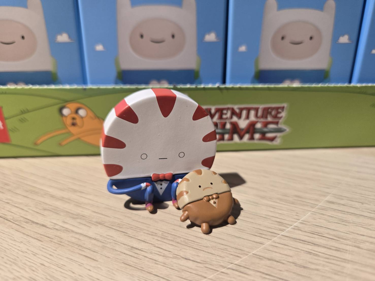 Jinart《Adventure Time 探險活寶》坐坐系列盲盒公仔 薄荷糖管家跟小薄荷糖