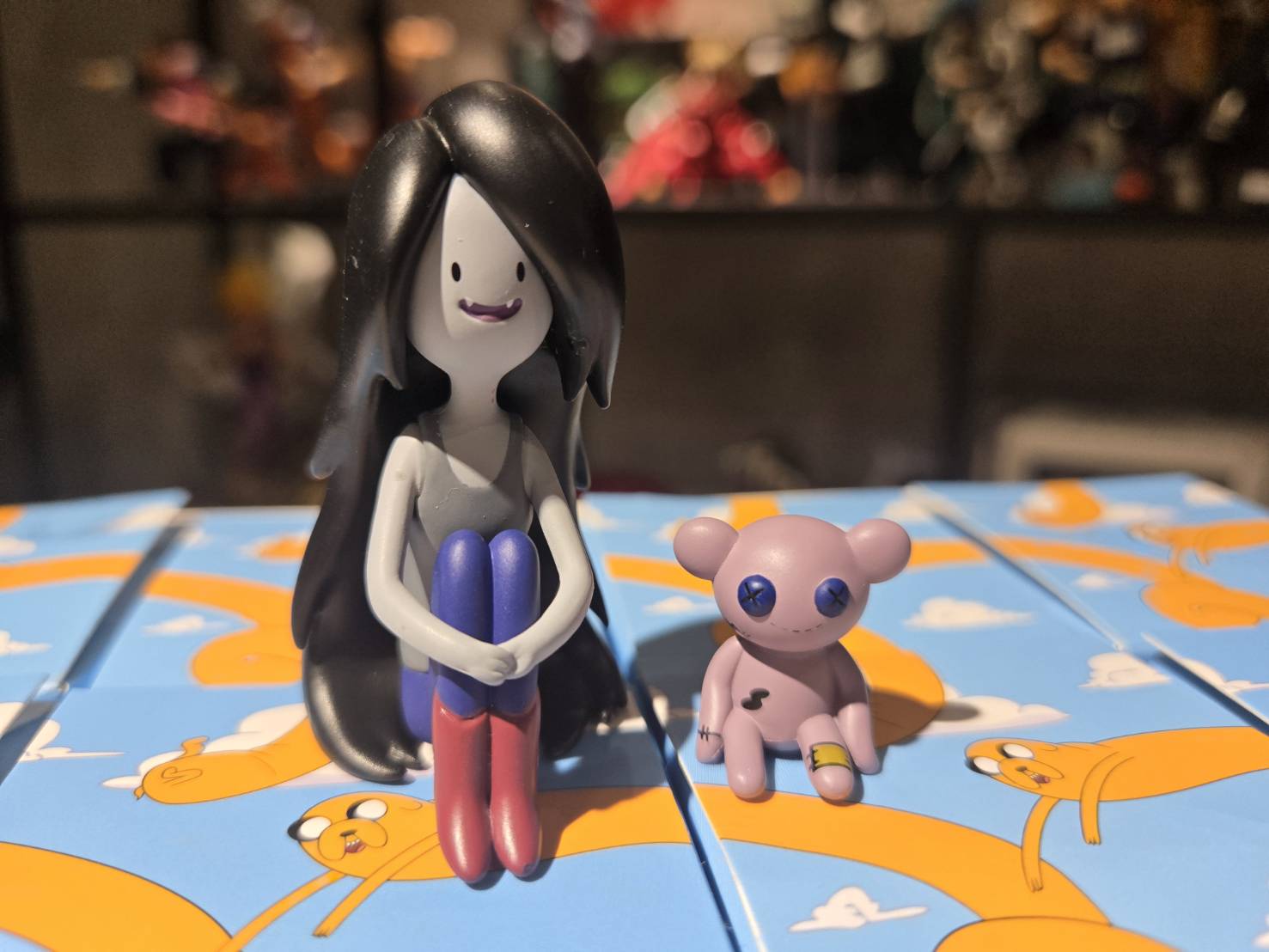 Jinart《Adventure Time 探險活寶》坐坐系列盲盒公仔 吸血鬼公主 Marceline 艾薇爾
