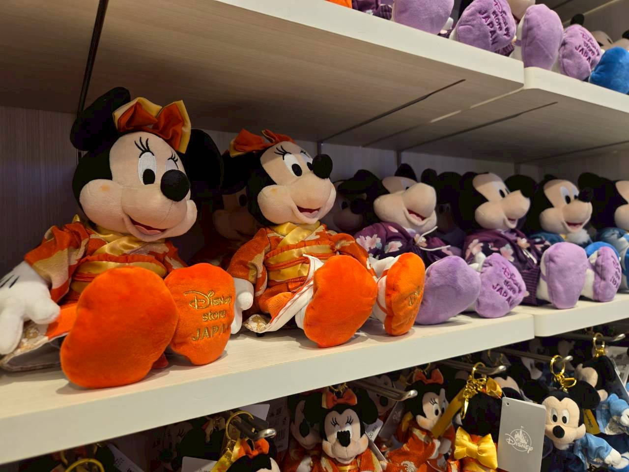 《Disney FLAGSHIP TOKYO 東京迪士尼旗艦店》和服米奇、米妮太可愛 !