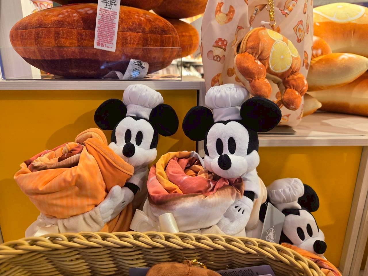 《Disney FLAGSHIP TOKYO 東京迪士尼旗艦店》超可愛麵包系列 米奇玩偶