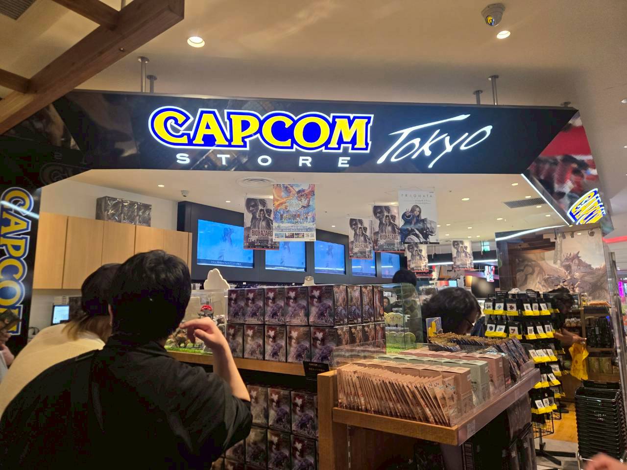 打造知名遊戲系列《快打旋風》、《魔物獵人》開發商『CAPCOM卡普空』設立的首間直營專賣店「CAPCOM STORE TOKYO」