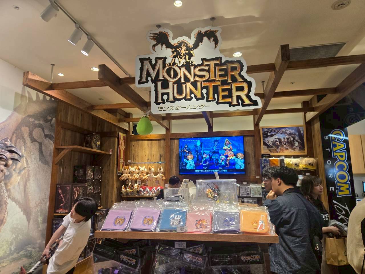 澀谷PARCO「CAPCOM STORE」｜《魔物獵人》系列周邊