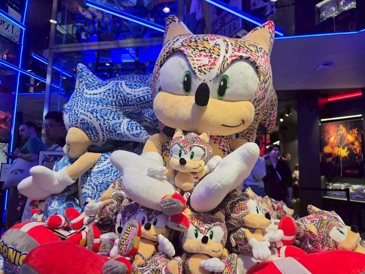 澀谷PARCO「SEGA STORE TOKYO」｜滿滿的《音速小子》代表角色『Sonic 索尼克』相關周邊、打卡區