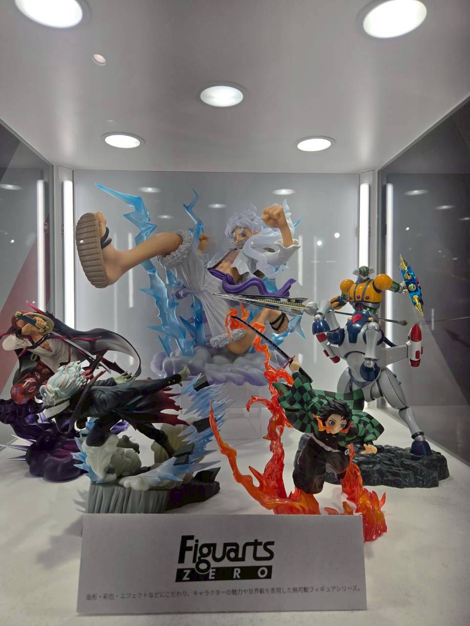 BANDAI NAMCO Cross Store 東京「MegaHouse Official Store」TAMASHII NATIONS 展出 Figuarts ZERO [超激戰-EXTRA BATTLE-] 系列不可動模型