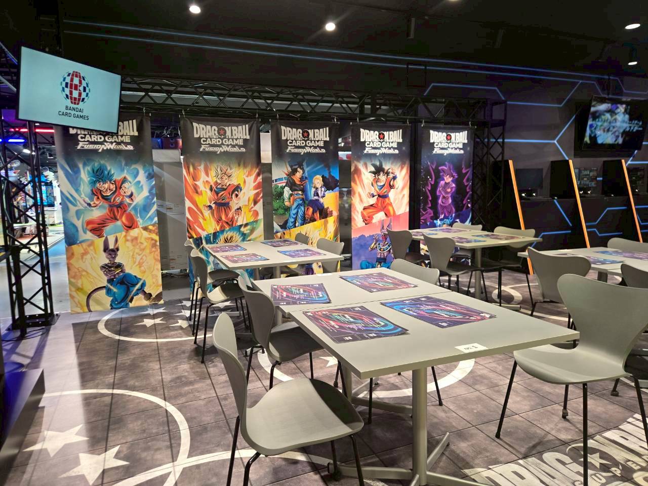 東京 Sunshine City 池袋太陽城「萬代南夢宮 Cross Store 東京」《DRAGON BALL SUPER CARD GAME Fusion World 七龍珠超卡牌遊戲 融合世界》