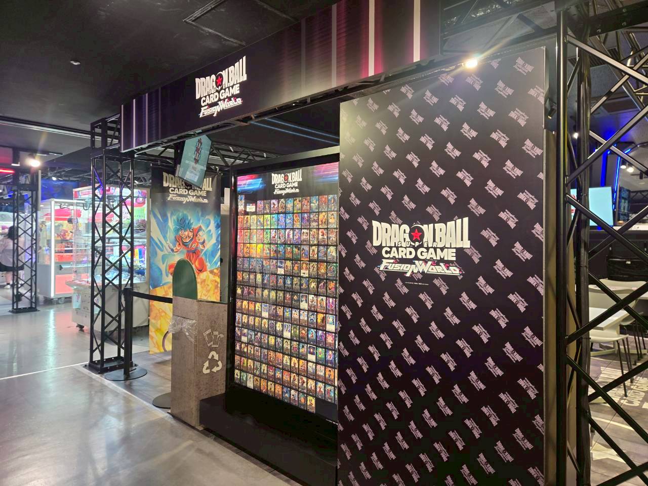 《七龍珠超卡牌遊戲 Fusion World》官方店進駐池袋太陽城!悟空、貝吉達卡牌對戰區熱血開戰