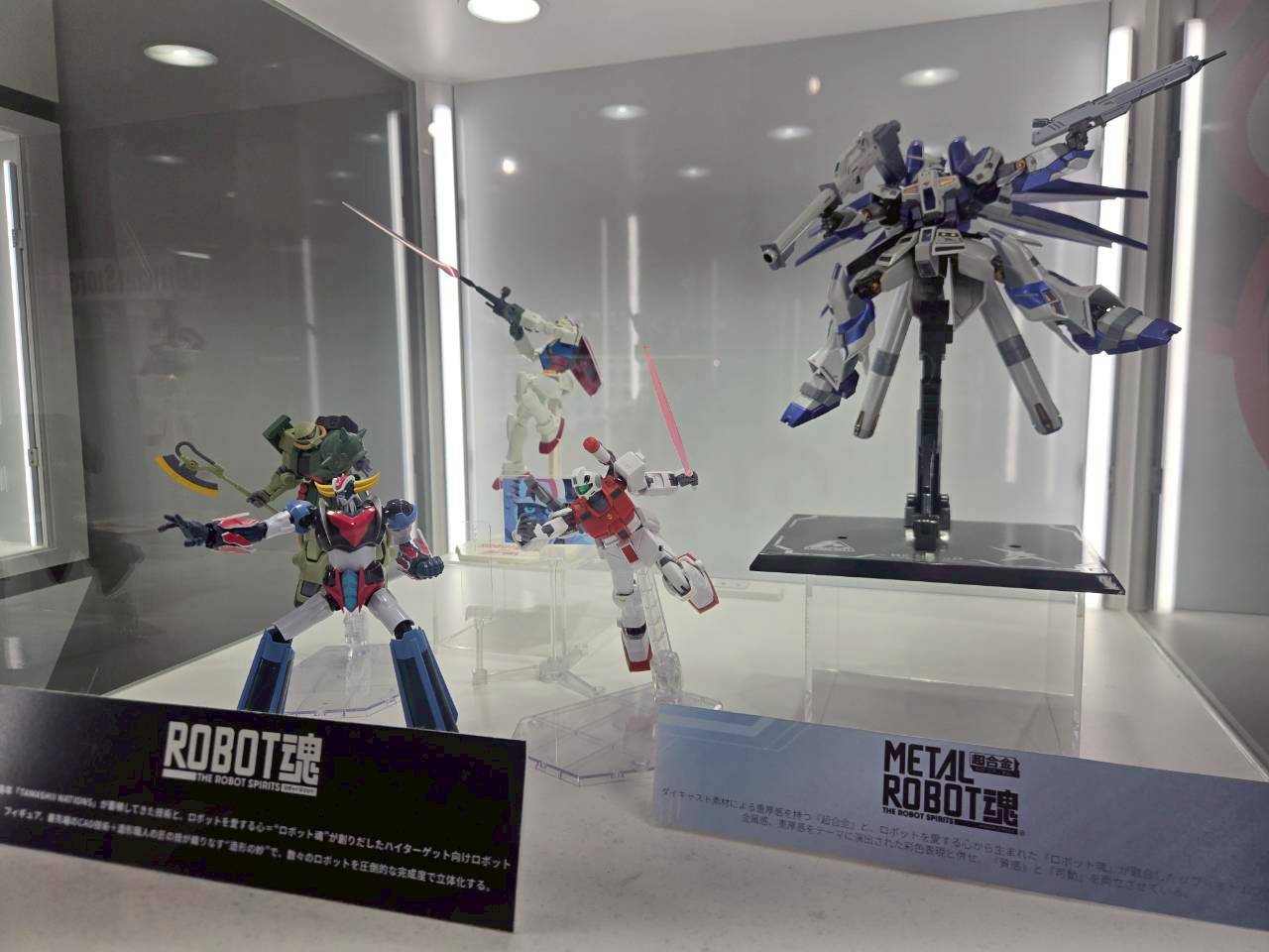 BANDAI NAMCO Cross Store 東京「MegaHouse Official Store」METAL ROBOT 魂系列合金模型
