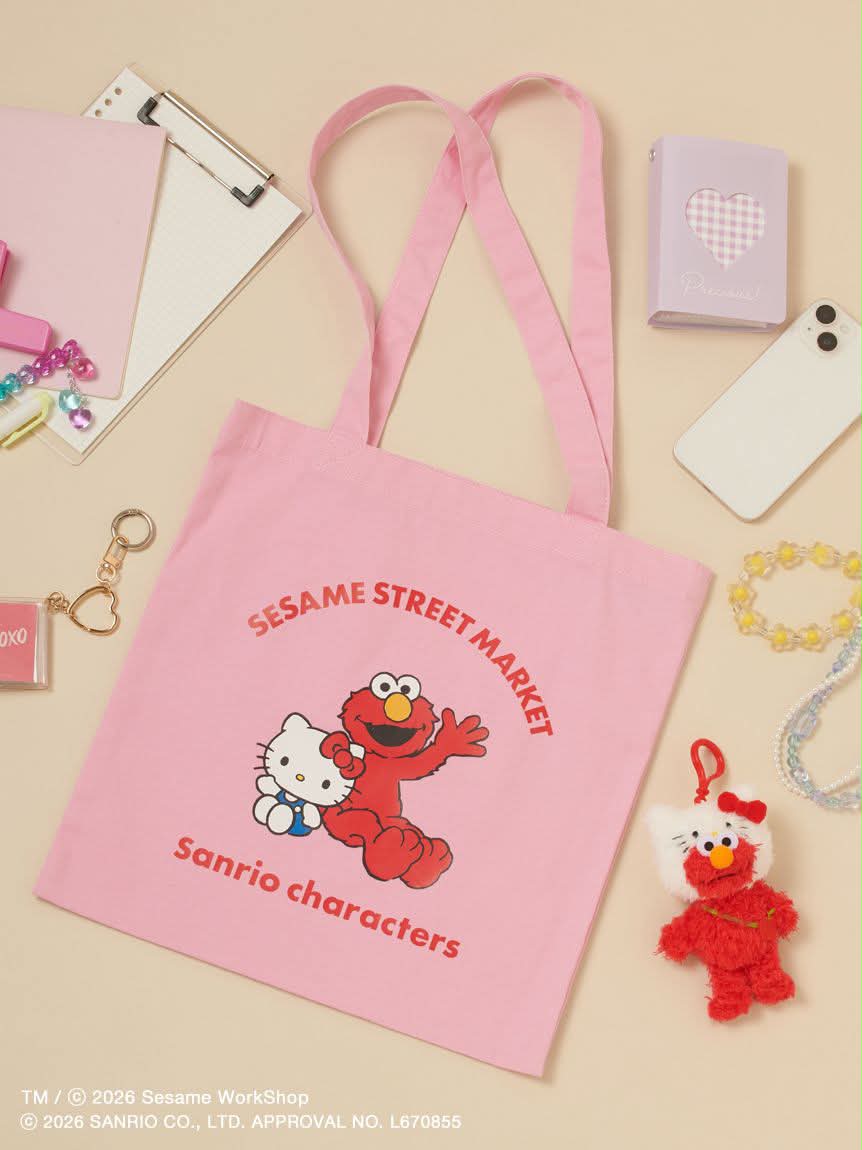 《三麗鷗 × SESAME STREET 芝麻街》A4托特包 艾摩×Hello Kitty款